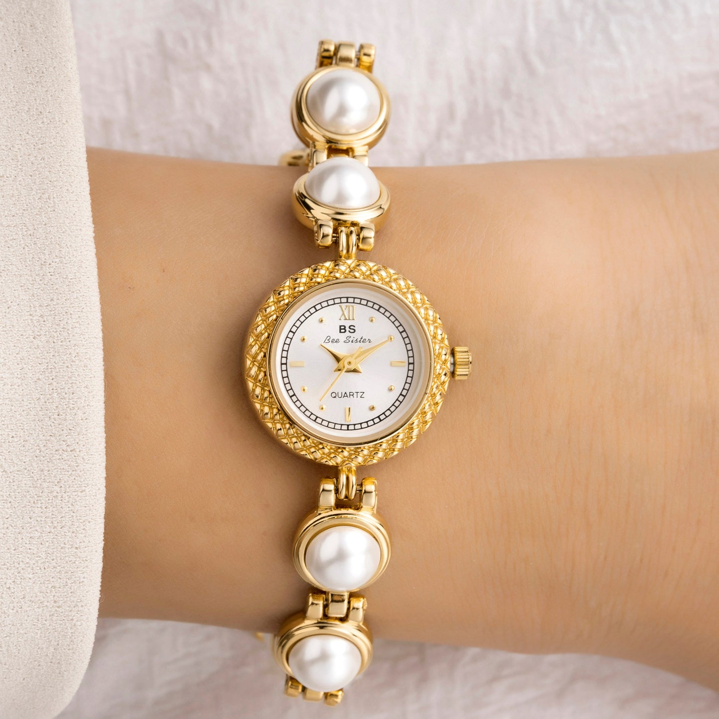 Dahlia | White Gold
