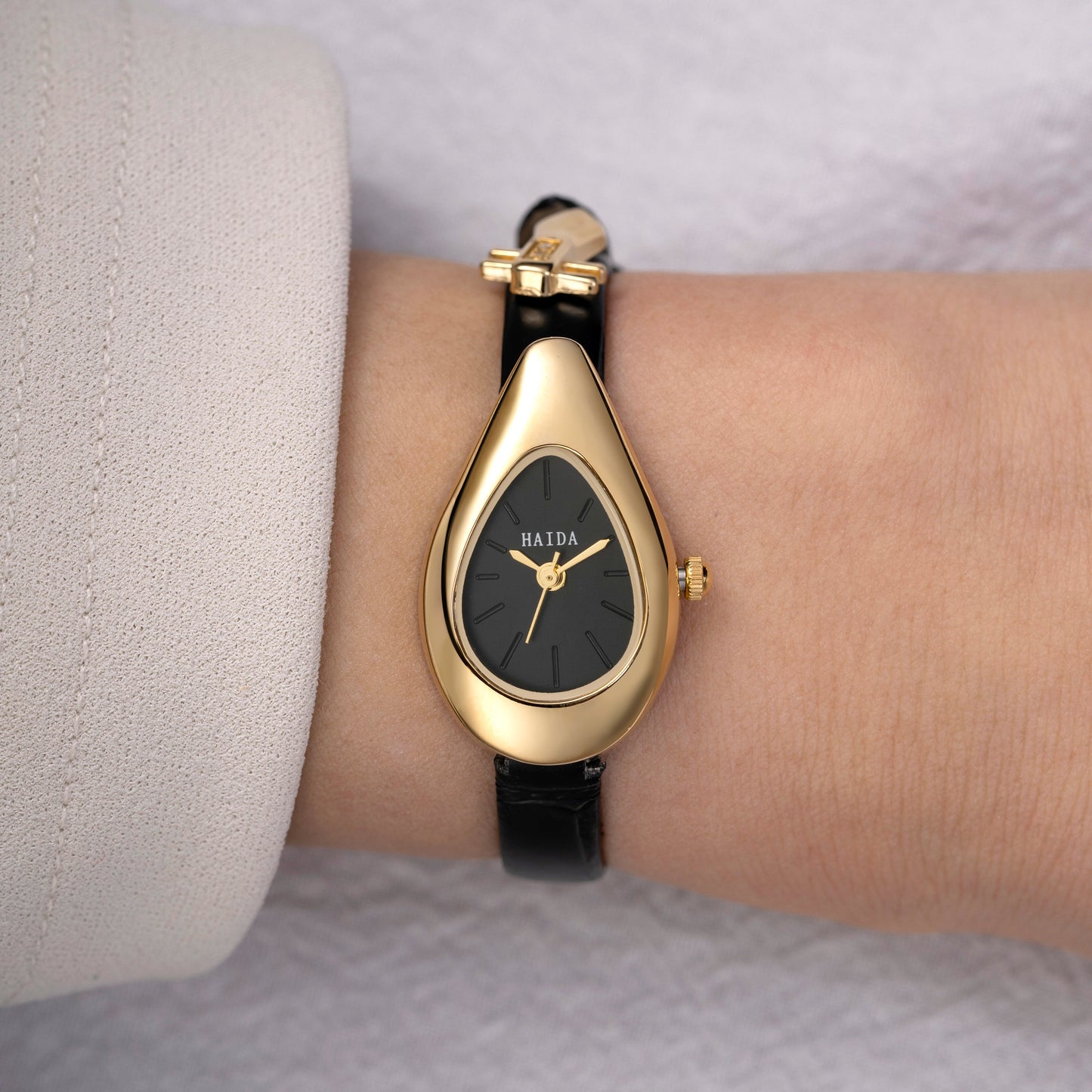Valentina Leer Goud