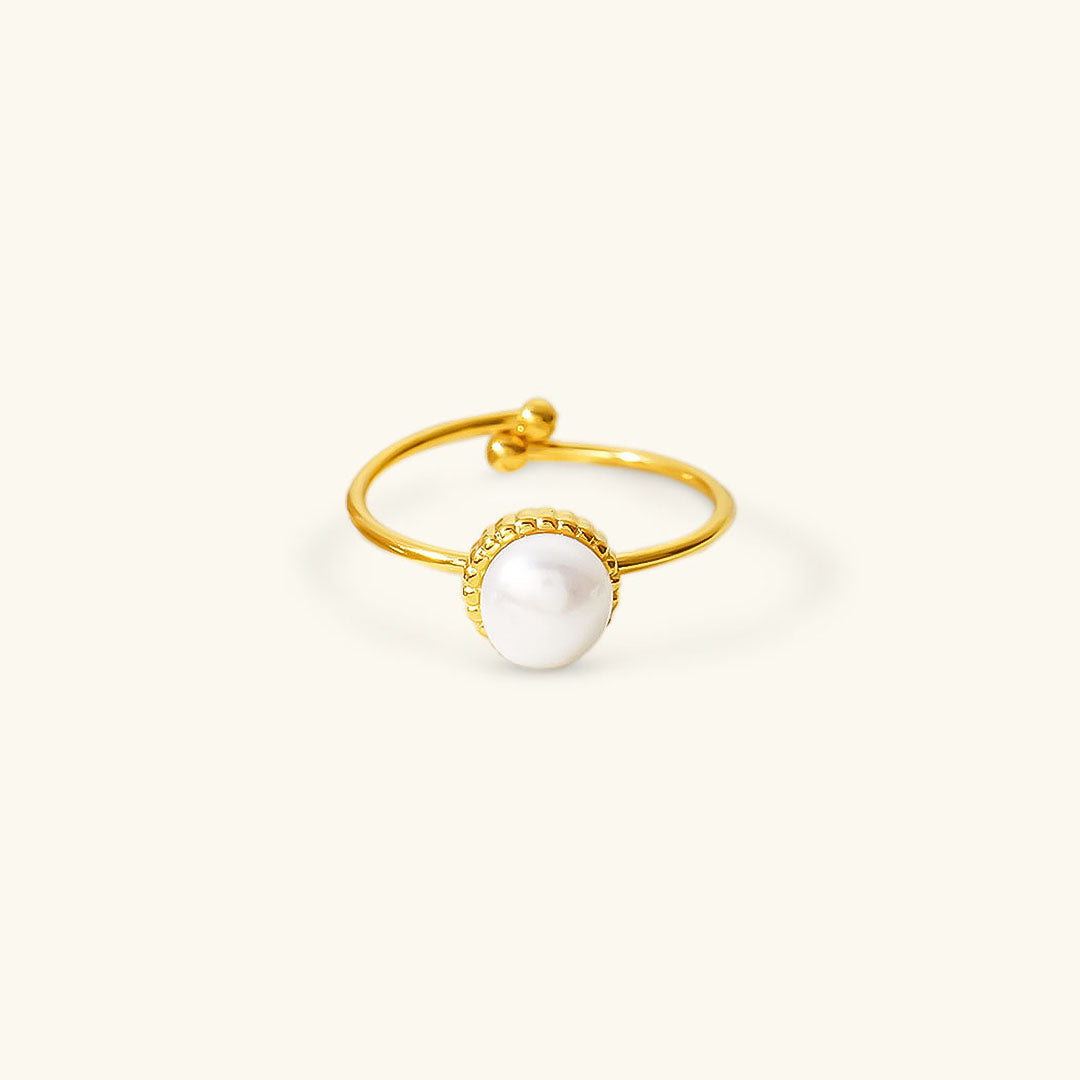 Solitaire Gold Pearl Ring