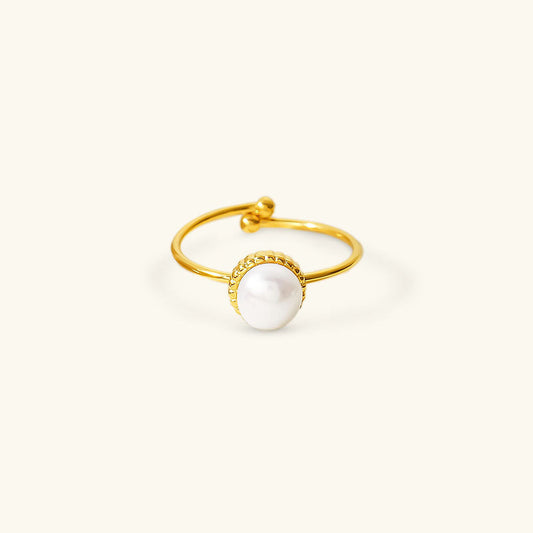 Solitaire Gold Pearl Ring
