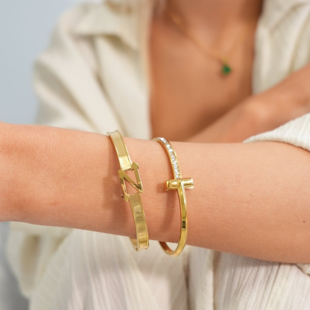Armreif mit T-Stein-Stein - Gold