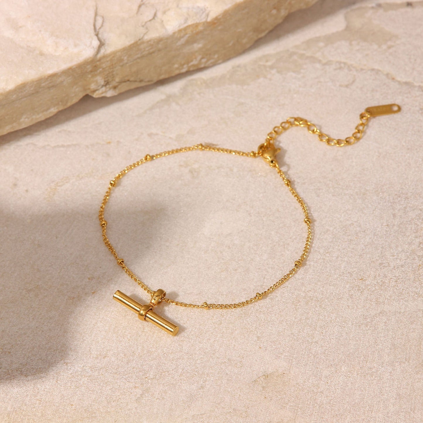Goldfarbene Fußkette „Valentine“